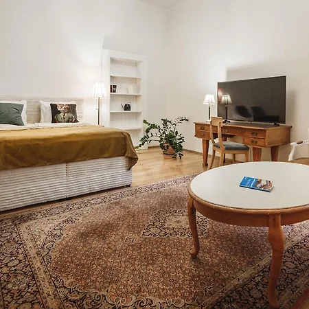 Charming Escape Apartman Riga