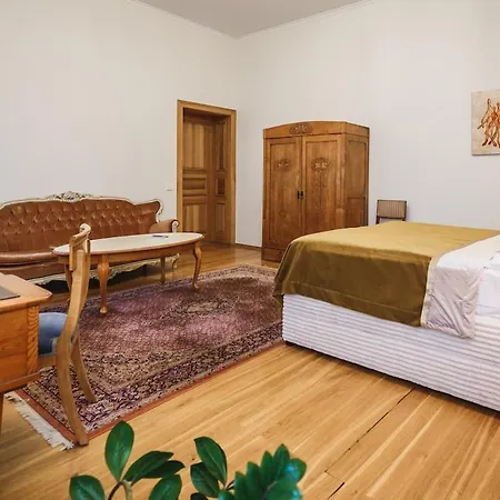 Charming Escape Apartman